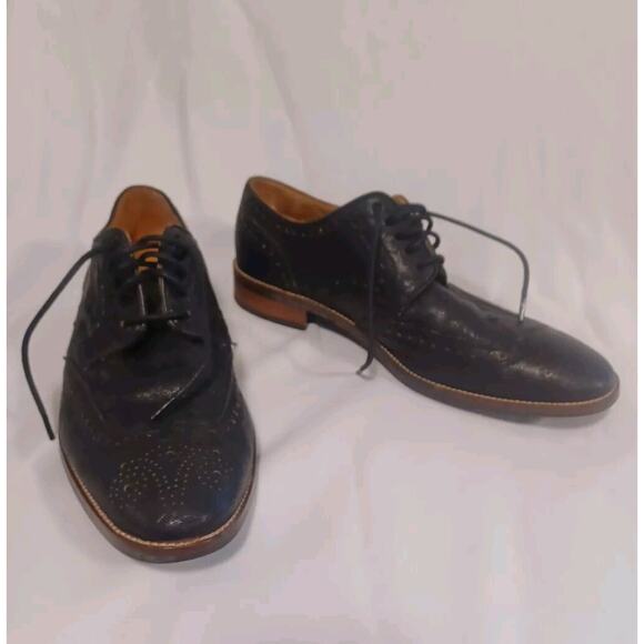 Cole Haan Grained Black Leather Wingtip Oxfords | Size 8.5 - Picture 2 of 11